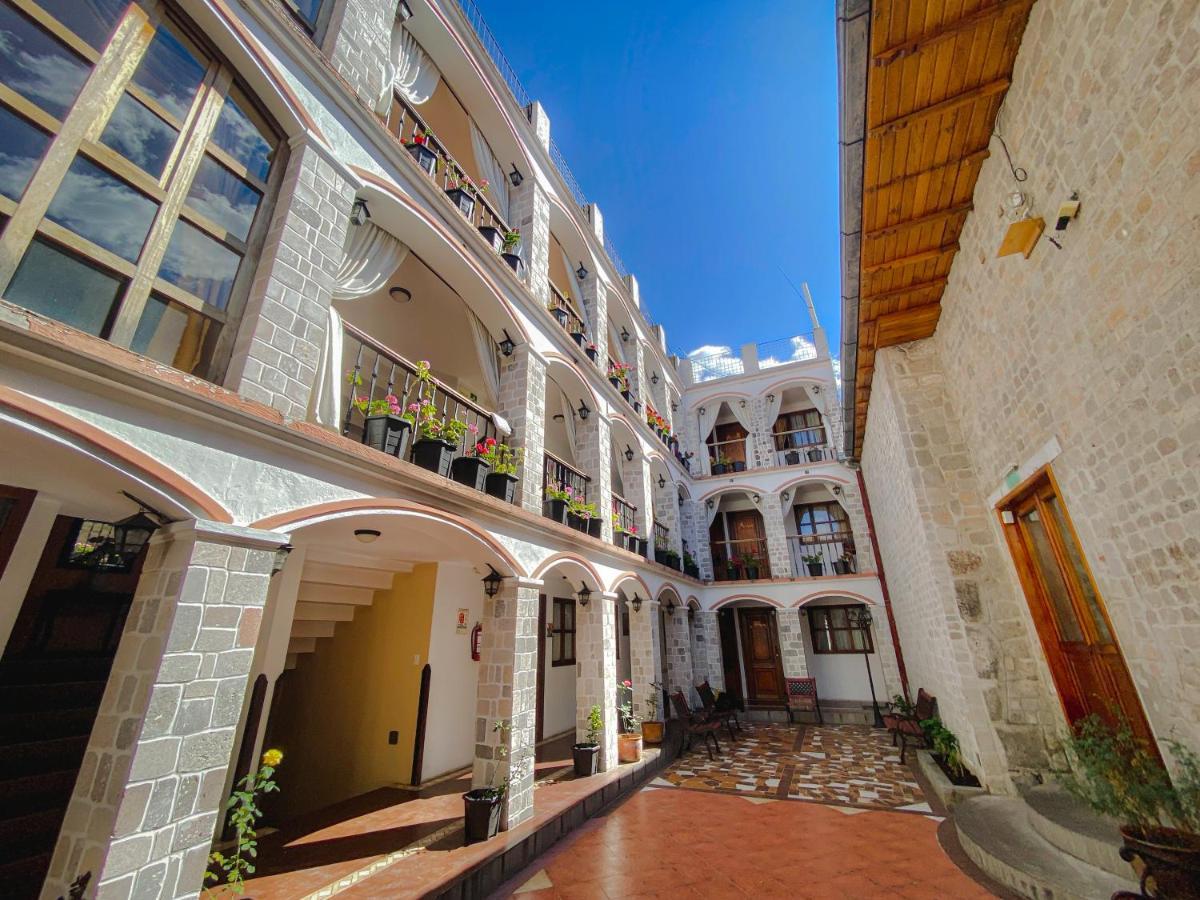 Golden Rest Latacunga Ξενοδοχείο Εξωτερικό φωτογραφία