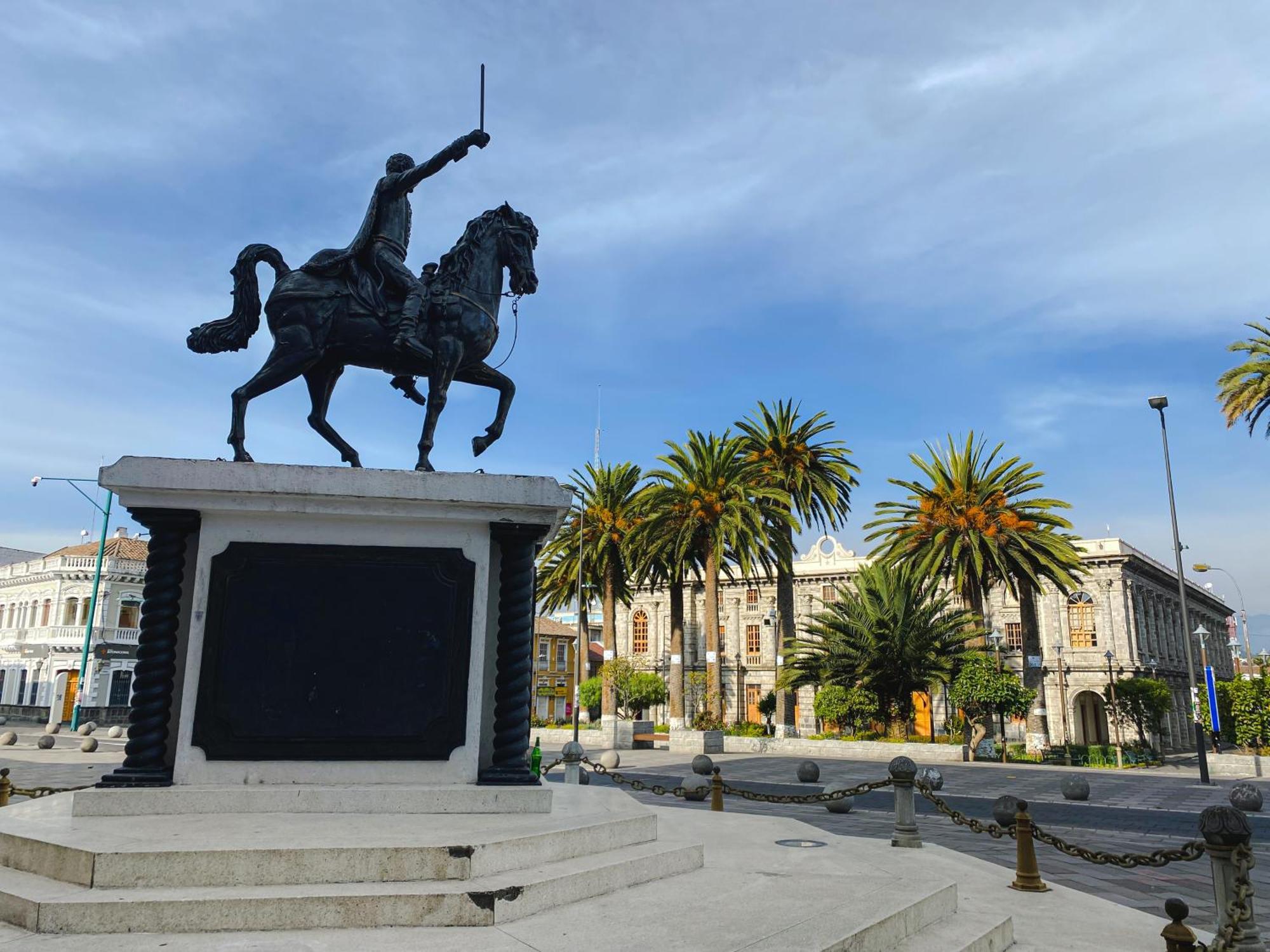 Golden Rest Latacunga Ξενοδοχείο Εξωτερικό φωτογραφία
