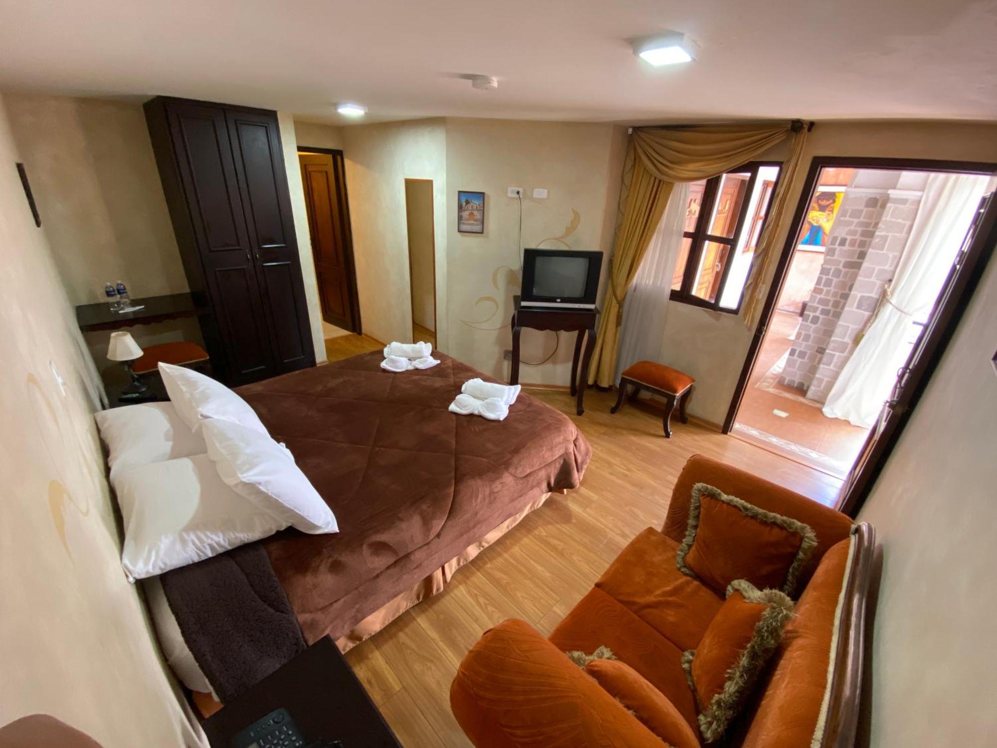 Golden Rest Latacunga Ξενοδοχείο Εξωτερικό φωτογραφία