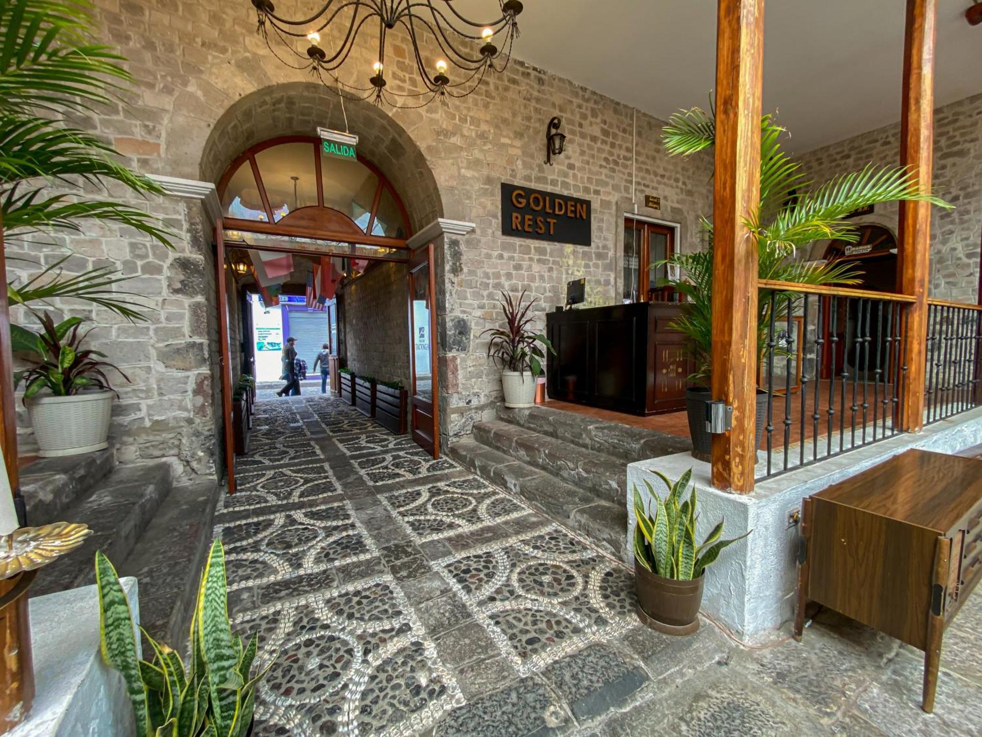 Golden Rest Latacunga Ξενοδοχείο Εξωτερικό φωτογραφία