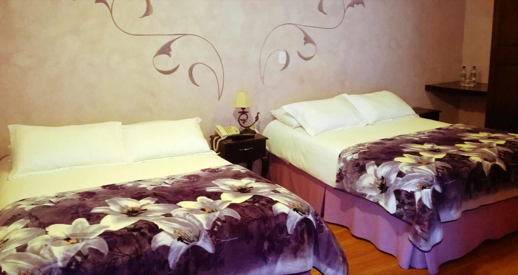 Golden Rest Latacunga Ξενοδοχείο Εξωτερικό φωτογραφία